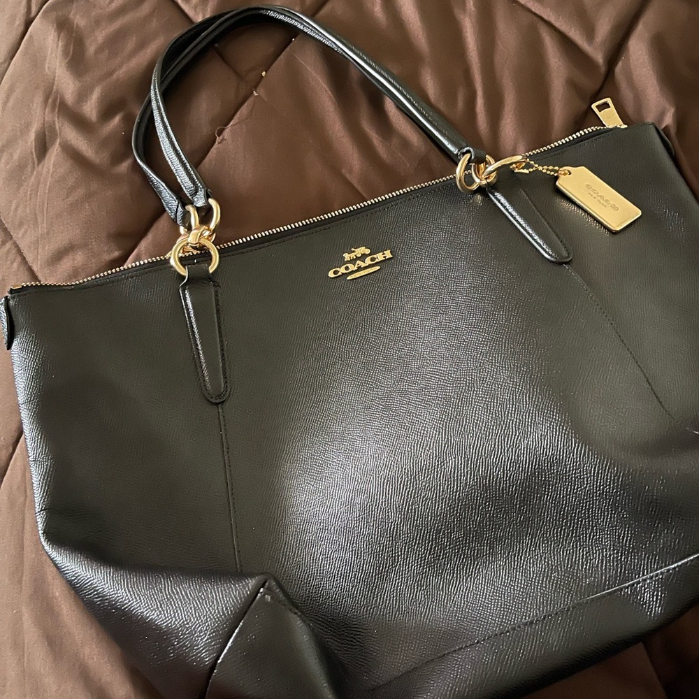 Coach Shoulder purse